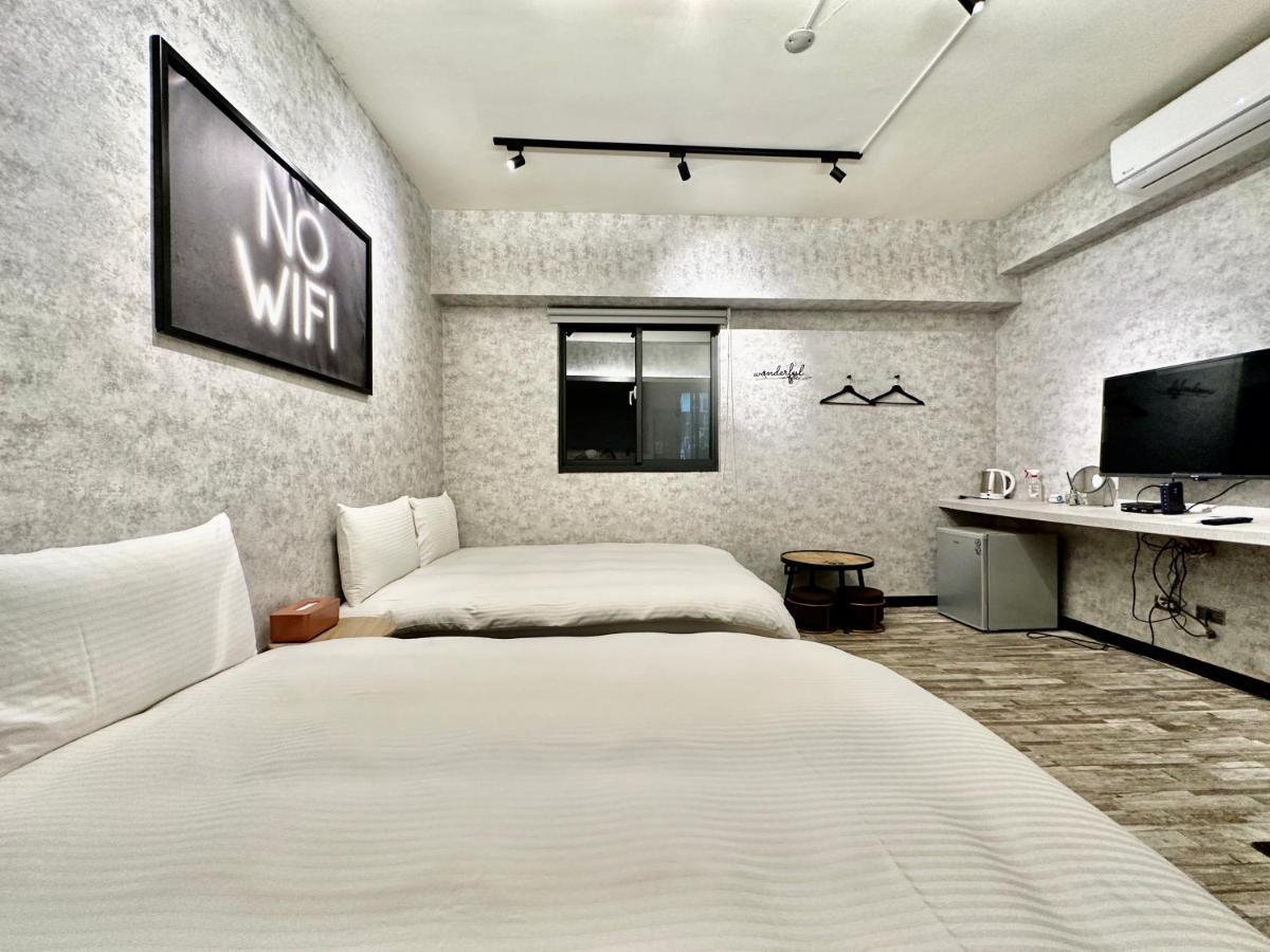 御旅 Inn Taichung Exterior photo