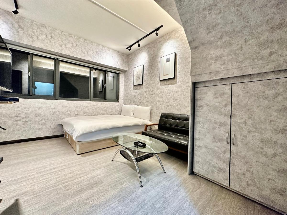 御旅 Inn Taichung Exterior photo